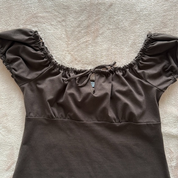 Brown Short Sleeve Peasant Dress (Size M) - Picture 2 of 3